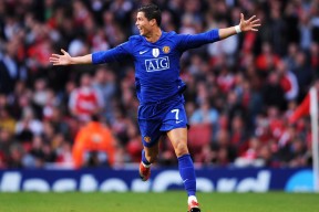 九游app下载中心-《PUBGMobile》“星舰战队”线上巡展，高手云集！